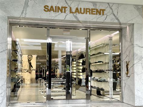 yves saint laurent kollektion|yves saint laurent online store.